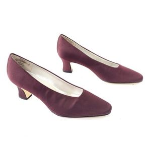 Calico C-Sensation Burgundy Maroon High Heel Pumps